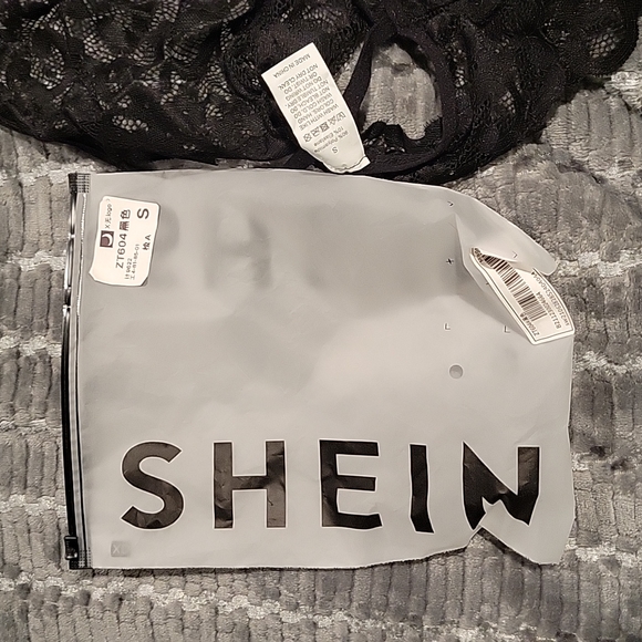 Brand New - Floral Lace Teddy Bodysuit - Picture 6 of 6